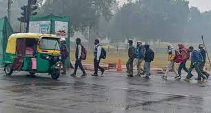 Weather Report Rain disrupted life in Delhi and NCR