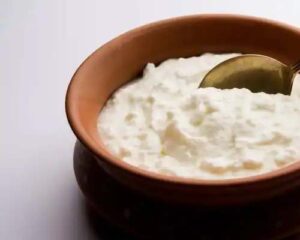 Healthy Digestive System Tips - use yogurt