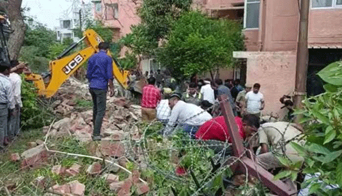 Boundary Wall Collapse In Noida